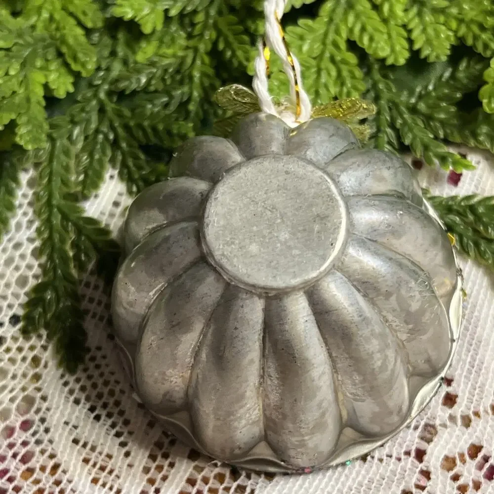 Vintage Round Tart Tin Santa Claus Stars Tree Moon Diorama Mid Century Ornament